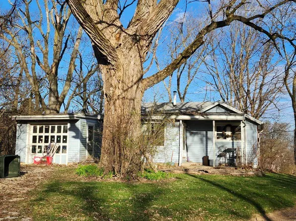 351 Park Ave, East Peoria, IL 61611