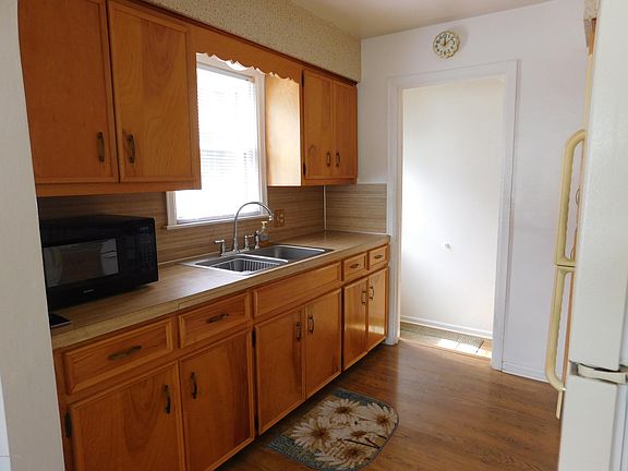 5th image of 2641 Jefferson Dr SE