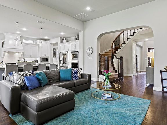 4th image of 4531 Desert Willow Dr