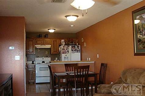 4th image of 10501 Many Oaks Dr