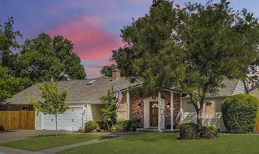 1st image of 4405 Cottage Way