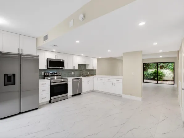 1330 NW 13th Street #12, Boca Raton, FL 33486