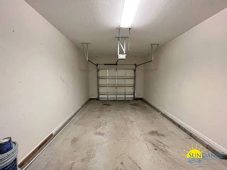 133 Farrah Ave — Photo 21