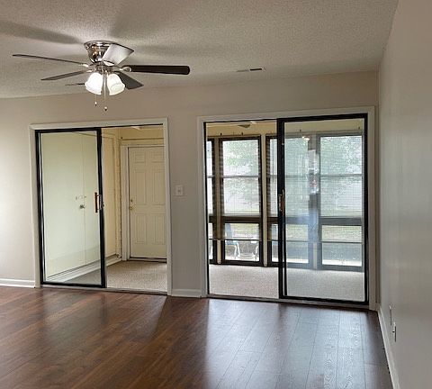 4th image of 510 Fairwood Lakes Dr #11A
