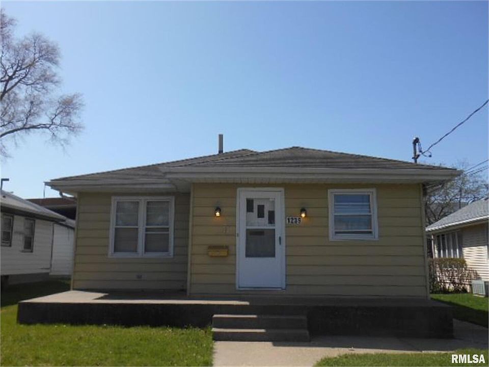 1st image of 1239 E Dover Ct