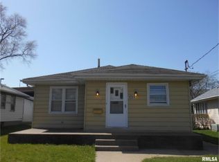 1239 E Dover Ct, Davenport, IA