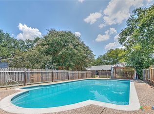 204 N Lamar St, Little River Academy, TX 76554