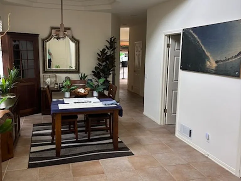 133 La Veta Ave — Photo 2