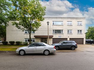 4633 Madison St APT 103, Skokie, IL 60076