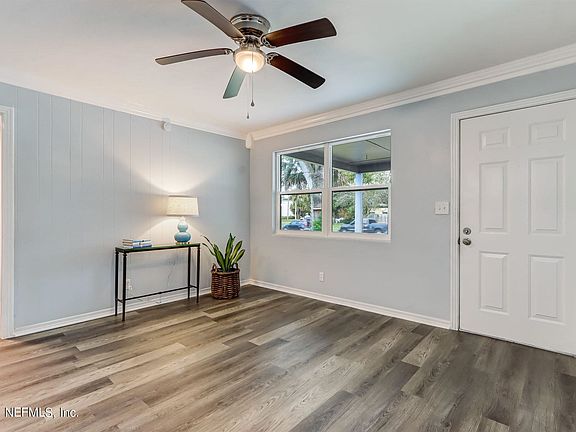 5th image of 2710 Townsend Blvd