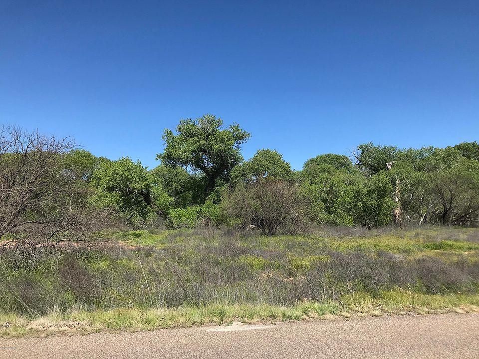 1st image of 4692 E Comanche Dr