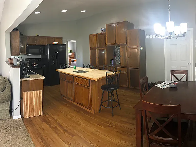 3729 Northwood Dr NE — Photo 6