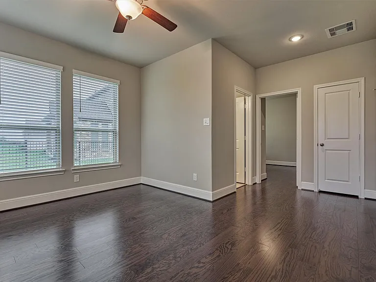 20911 Velvet Wing Dr — Photo 34