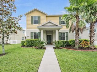 8600 Savory Walk Dr, Land O Lakes, FL 34637