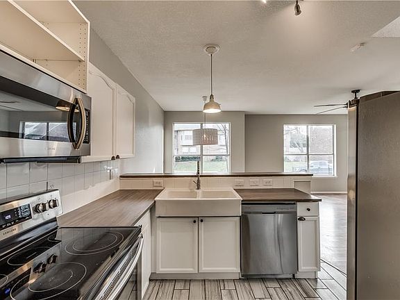5th image of 1523 Barbara Dr