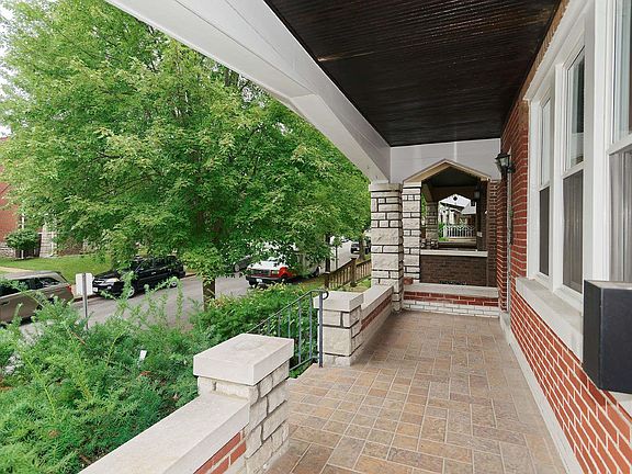 3rd image of 5868 Goener Ave