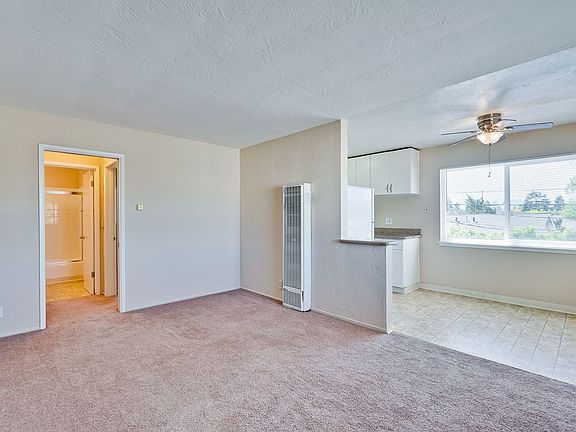 4th image of 2356 Sutter Ave #1-8