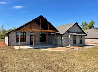 1004 County Road 2965 St, Blanchard, OK 73010