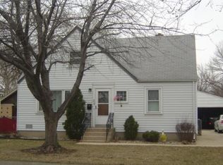 32 Hayes Dr, Northlake, IL 60164