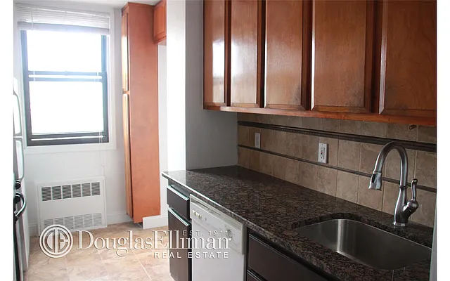 Sold by Douglas Elliman | media 26