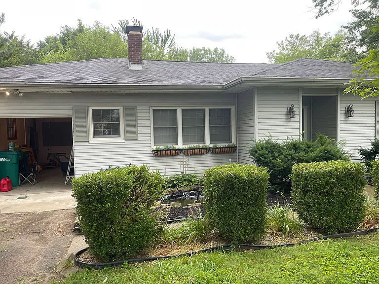 1403 E Main St — Photo 1