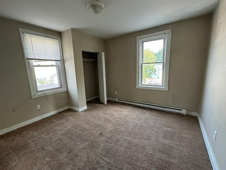 352 S 3rd St #1 — Photo 9