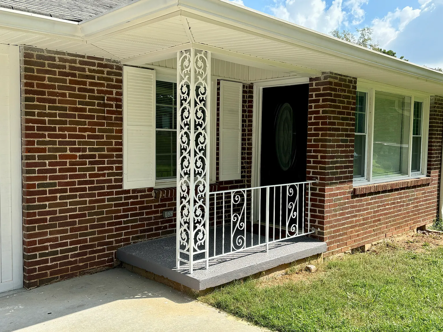 4 bed, 1486 sqft, $2,150 — Photo 2