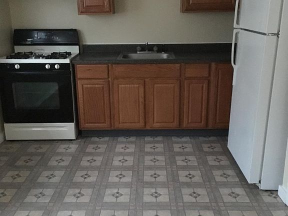 3rd image of 265 Blake St APT 36