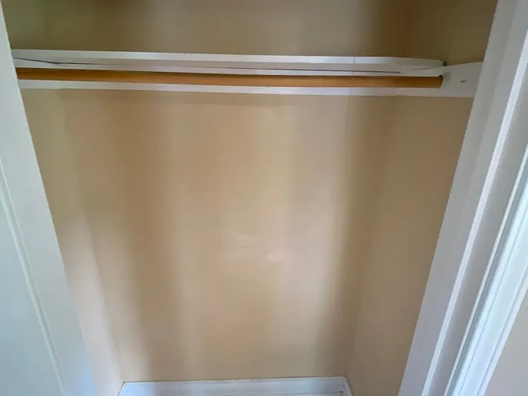 105 Clinton Dr — Photo 5