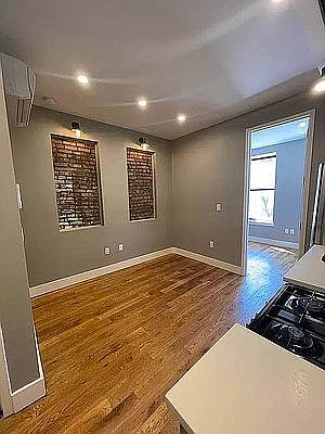 3rd image of 421 Rogers Ave APT A3