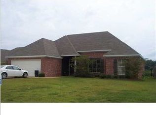 332 Red Cedar Dr, Brandon, MS