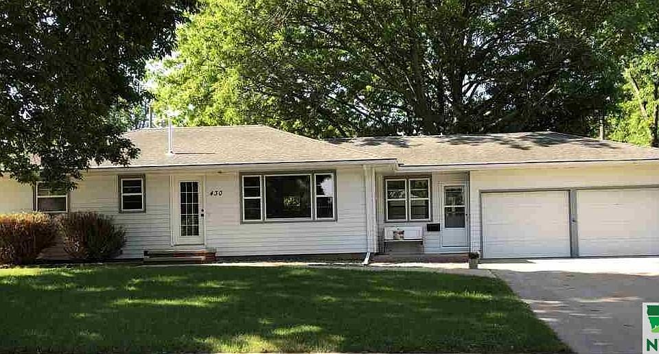 1st image of 430 S Lynn Dr