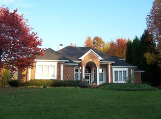 3708 Timberoak Dr, Greensboro, NC 27410