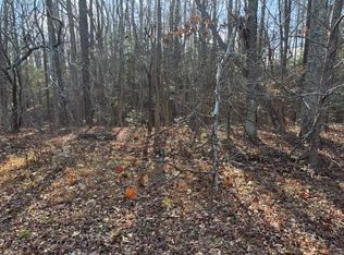 37 Kings Ct, Montross, VA 22520