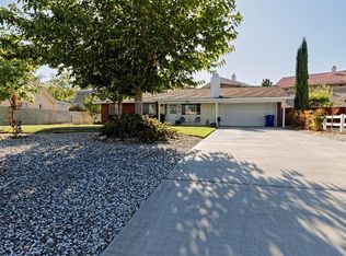 14367 Schooner Dr, Helendale, CA 92342