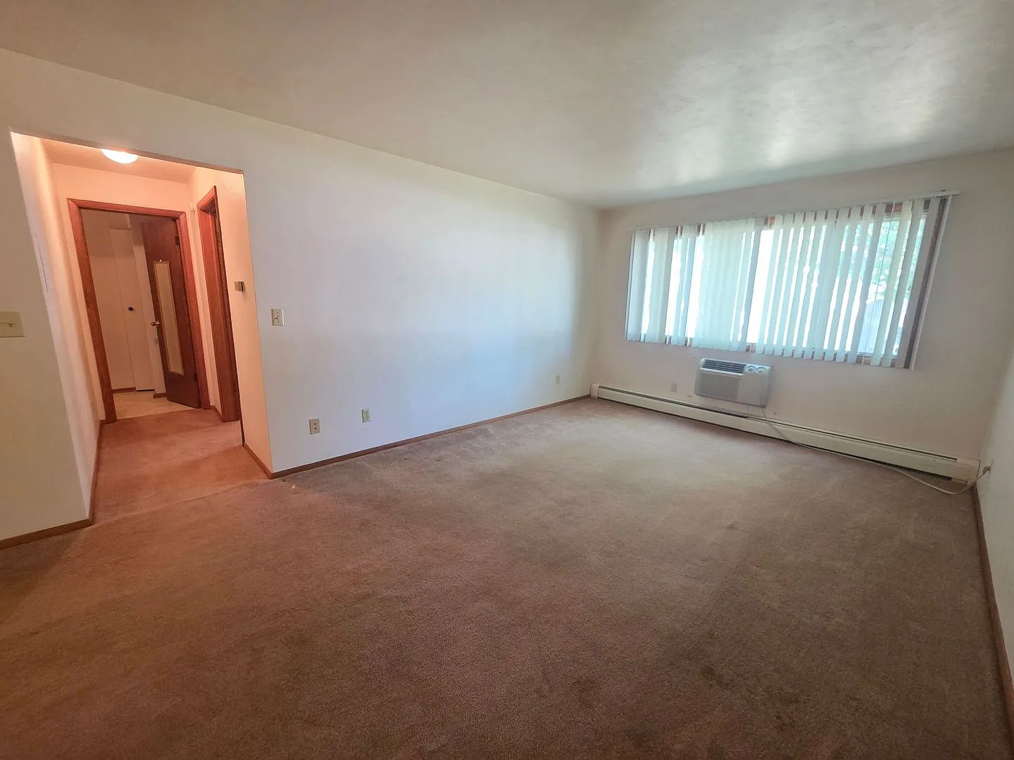 2221 Boles Street — Photo 2