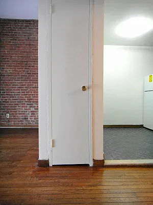 Rented by Balass Ralph, LREB | media 17