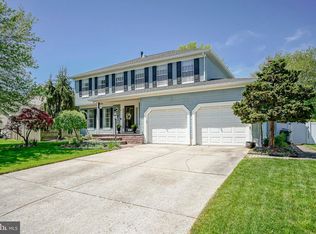 6 Nottingham Ct, Lumberton, NJ 08048