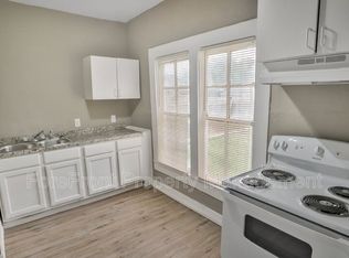 2126 S Laredo St, San Antonio, TX 78207