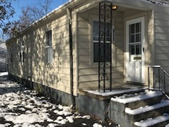 2nd image of 1901 N Janney Ave