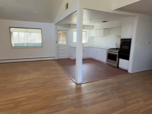 4th image of 17 Dorchester Dr