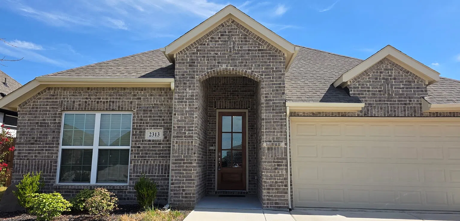 4 bed, 2275 sqft, $2,950 — Photo 1