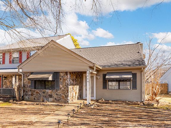 2nd image of 1349 Village Green Dr