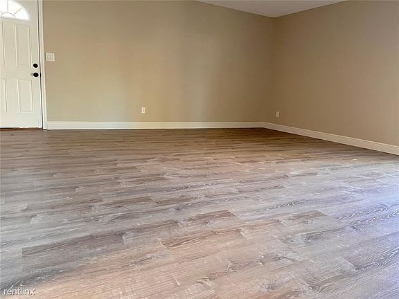 2nd image of 4635 Emerson Ave S