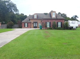 20081 Julie Rowe Dr, Livingston, LA 70754