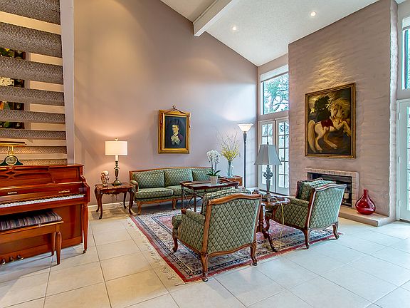 4th image of 299 Pebble Beach Dr