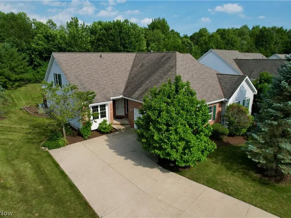 551 Daleview Dr, Aurora, OH 44202