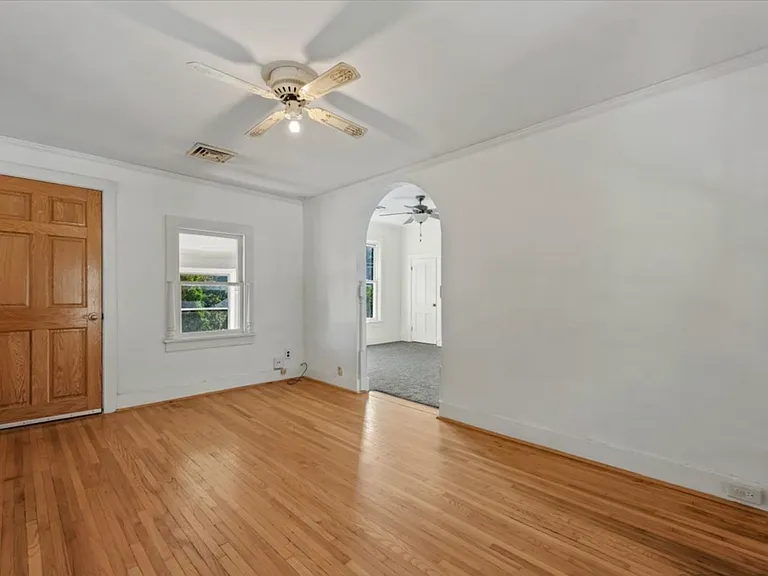 18 Madison St — Photo 7