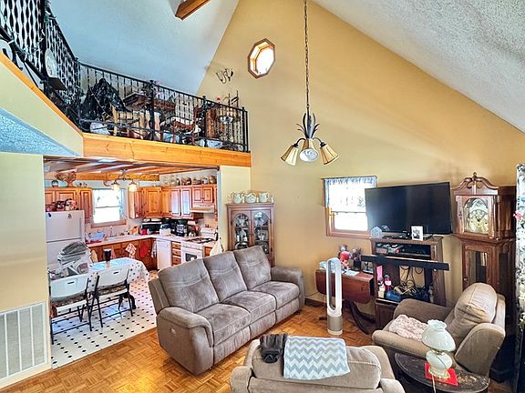 5th image of 4959 Monkey Run Rd