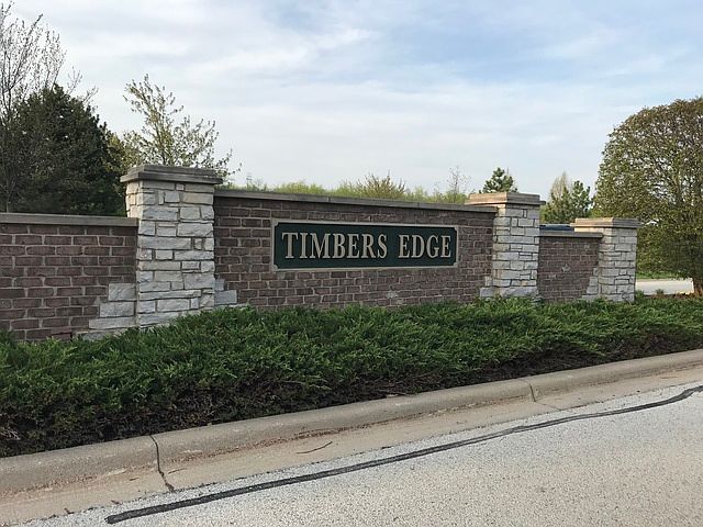 1st image of 7626 Pineview Ct